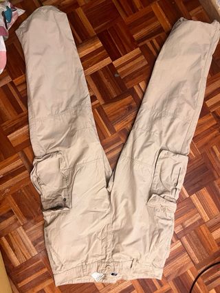 Pantalones cargo H&M beige