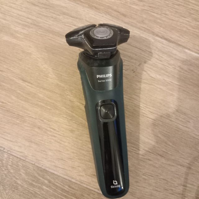Rasoio elettrico Philips Series 5000