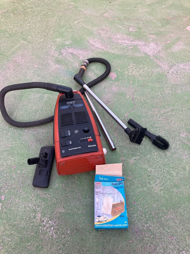 Aspiradora Philips P67 Electronic