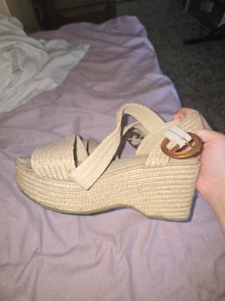 Sandalias plataforma beige 37