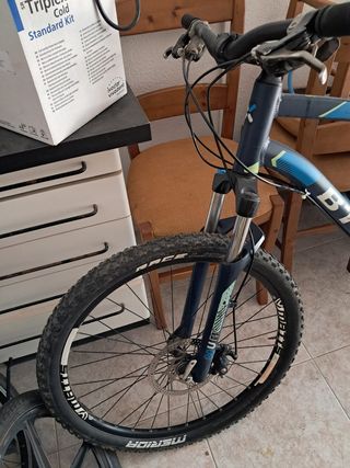 Bicicleta B'Twin Rockrider 24