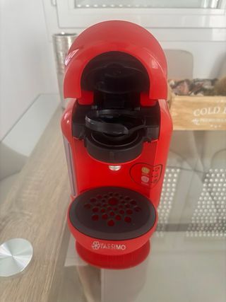 Cafetera Tassimo Bosch roja