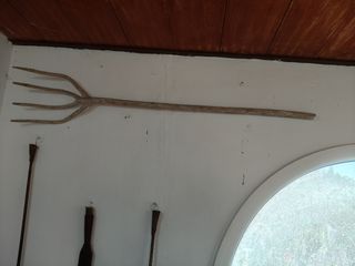 Horca antigua - herramienta de paja