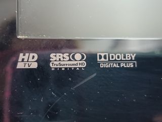 Smart TV Samsung 18" negra con mando.