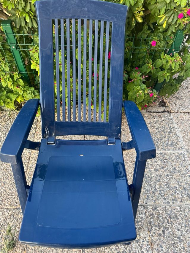 Sillón plegable azul plástico