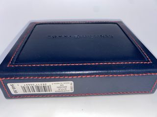 Cartera Tommy Hilfiger marrón