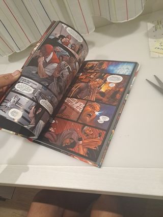 CIVIL WAR INTEGRAL (MARVEL MUST HAVE)