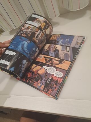 CIVIL WAR INTEGRAL (MARVEL MUST HAVE)