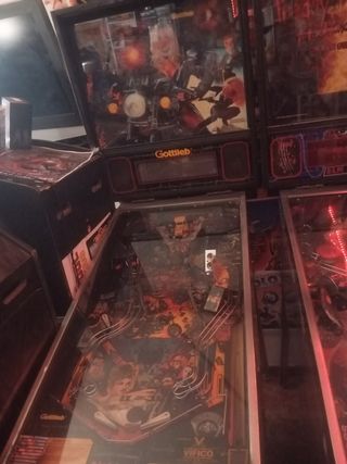 Pinball Gottlieb Barb Wire muy rara de ver!!