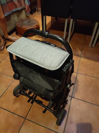 Carrito bebé ligero Gris