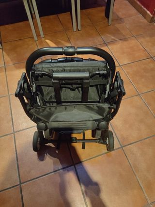 Carrito bebé ligero Gris