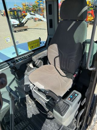 Mini excavadora Bobcat E60 A/C