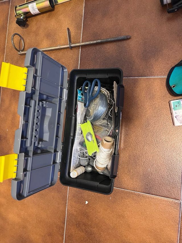 Pack Pesca: 2 Cañas + 2 Carretes + accesorios