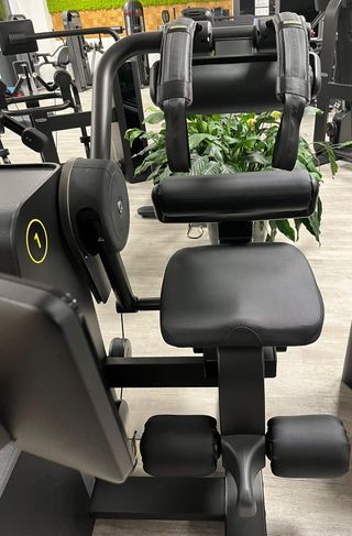 MAQUINA MUSCULACION BIOCIRCUIT TECHNOGYM