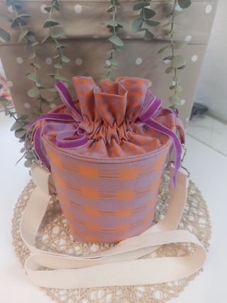 Bolso bombonera naranja y morado con monedero 