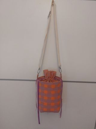 Bolso bombonera naranja y morado con monedero 