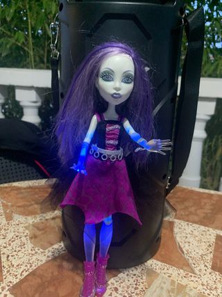 Muñeca Spectra Vondergeist Monster High
