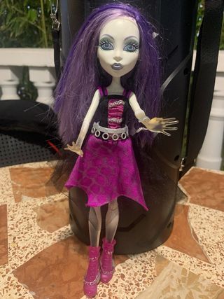 Muñeca Spectra Vondergeist Monster High