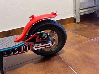 Xiaomi Essential deslimitado a 30 km/h + vinilos