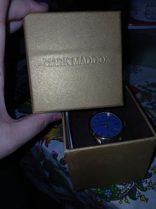 Reloj Mark Maddox Azul y Dorado