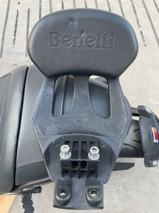Benelli 502C - 12.600km -2021