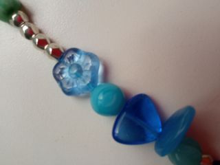 Collar turquesa y azul