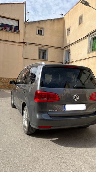 Volkswagen Touran 2013