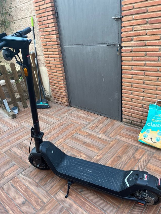 Patinete eléctrico NIU KQI3