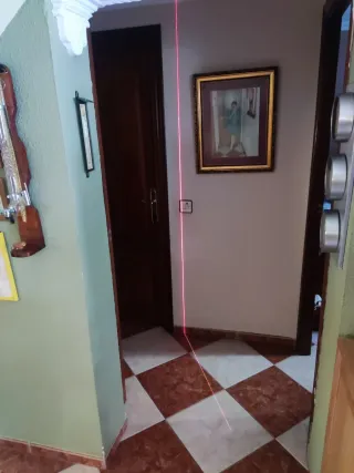 Nivel láser SKIL 500 + trípode