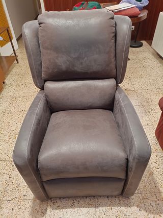 Sillón relax 3 posiciones con motor.