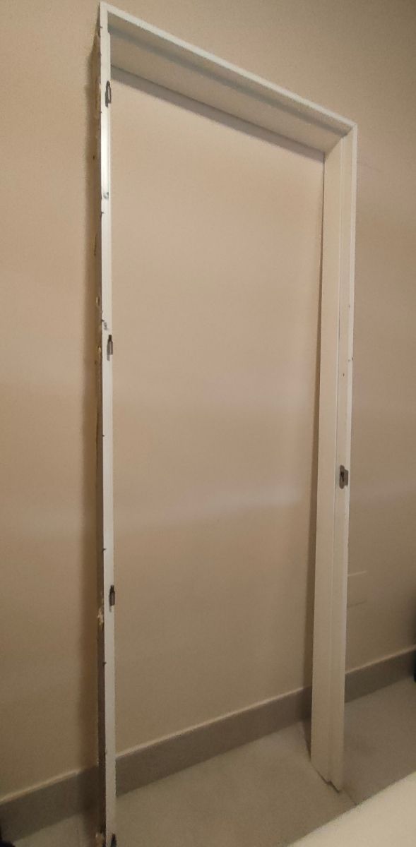 Puerta corredera blanca - ancho 72 alto 202