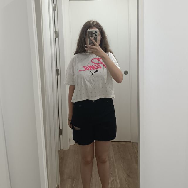 Camiseta Puma crop top rosa-blanca