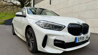 BMW Serie 1 2021. Acabado "M SPORT"