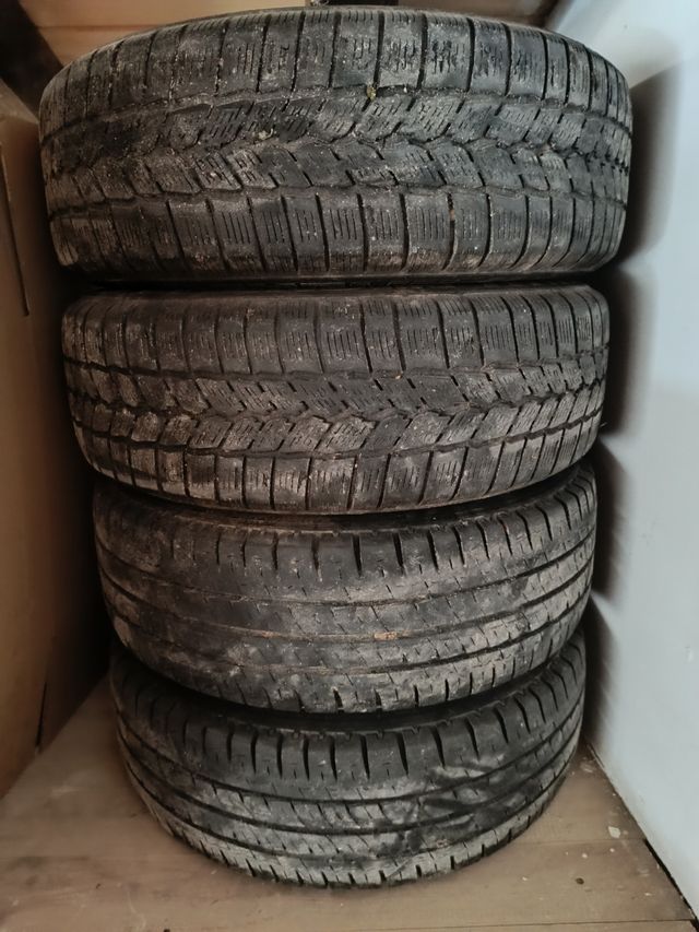 4 ruedas, llantas + cubiertas VW Transporter t5