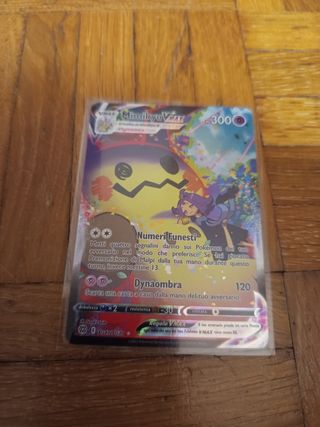 Mimikyu VMAX - Carta Pokemon