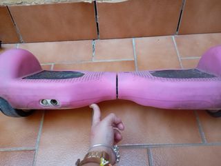 Patinete eléctrico rosa