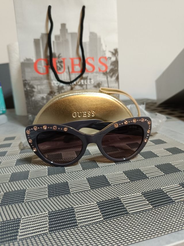 Occhiali Guess con strass