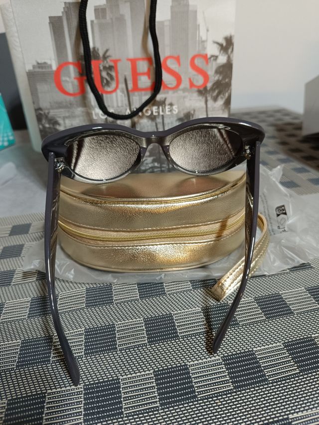 Occhiali Guess con strass