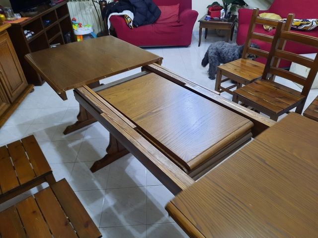 Camera da pranzo noce nazionale.