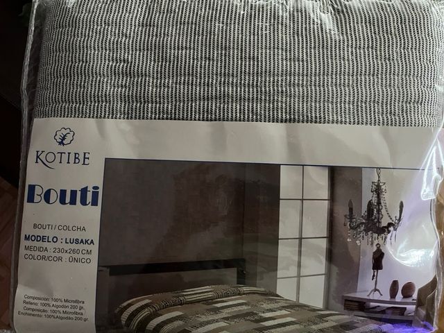 Colcha Bouti Lusaka - Gris. Para cama 135