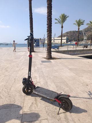 Patinete eléctrico todoterreno