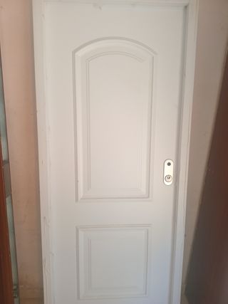 PUERTA DE ENTRADA ACORAZADA