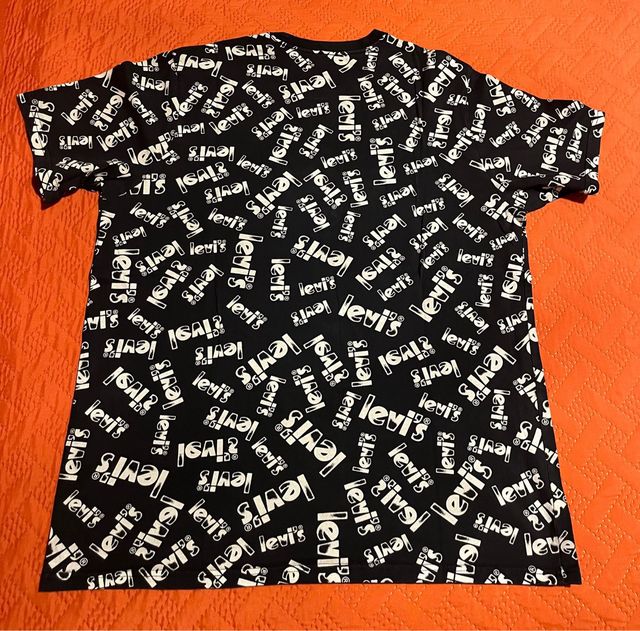 T-Shirt Levi's nera tg L/XL
