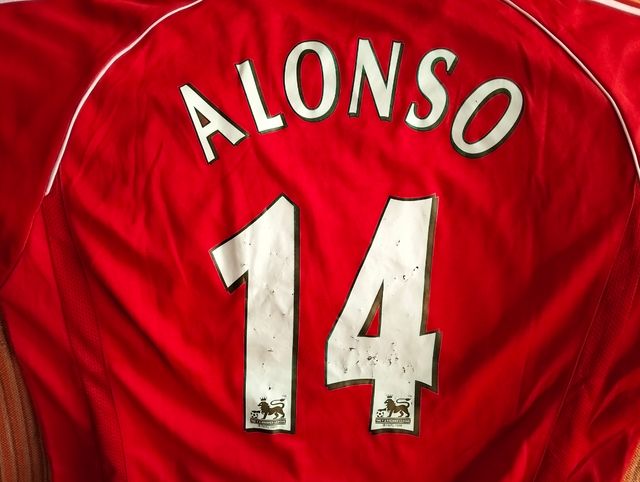 Camiseta Liverpool 05/06 XABI ALONSO