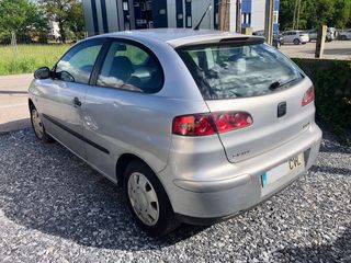 SEAT Ibiza 2004