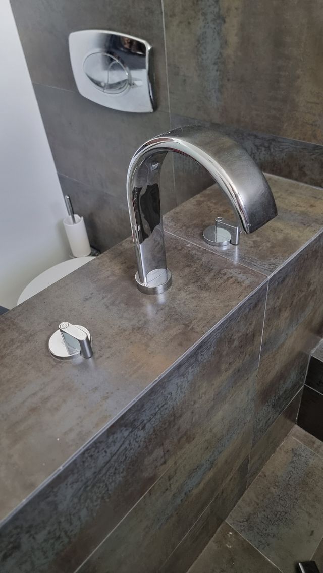 Grifo Baño Moderno - Metal Cromado