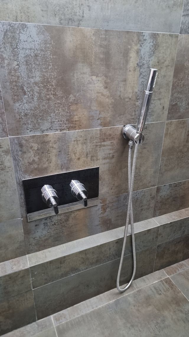 Grifo ducha metal gris plata