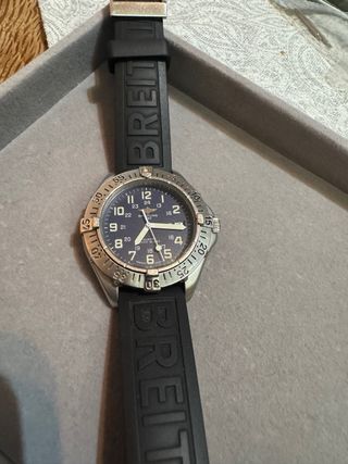 Breitling Colt Cuarzo 38mm en perfecto estado