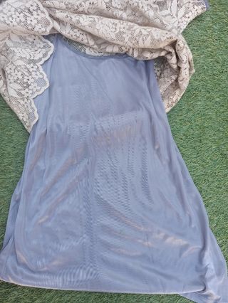 Vestido encaje beige-gris