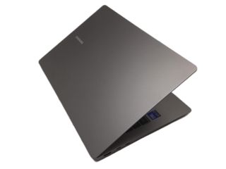 pc portatil samsung np944xha